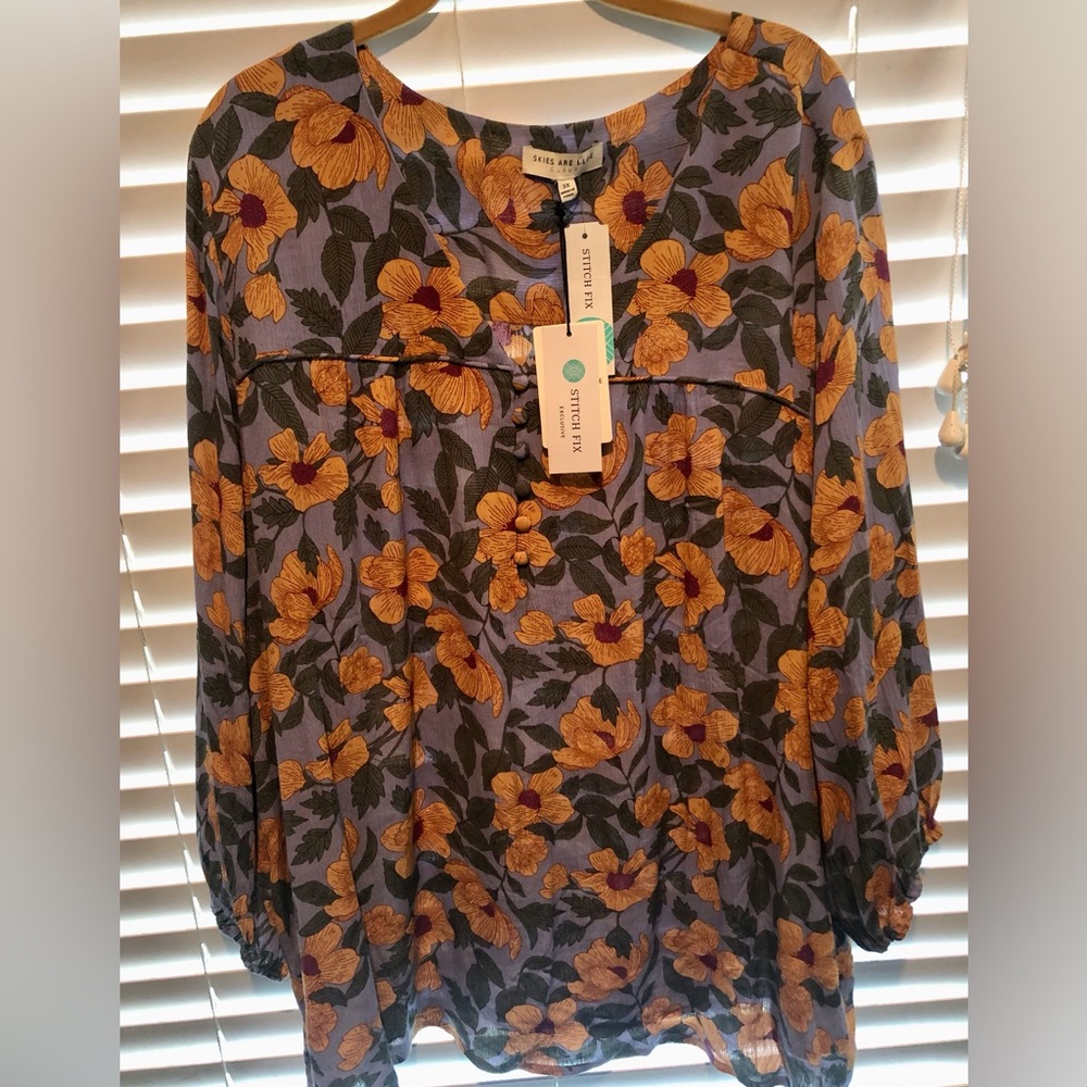 Skies are Blue shirt from Stitch Fix - NWT